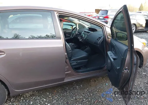 2017 Toyota Prius V Three from USA, damaged, VIN JTDZN3EU6HJ067584